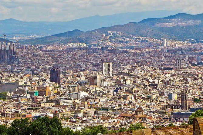 Private Barcelona Half-Day Tour with Local Insights - Plaça de Catalunya: the city center handoff moment