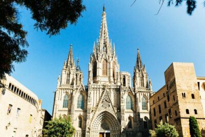Private City Kickstart Tour: Barcelona - Where You Start: La Rambla Meeting Point and Getting Oriented Fast