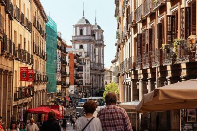 Private City Kickstart Tour: Madrid - Getting to the meeting point and what the route style means