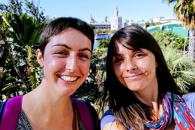 Private personalized Seville street tour of 2.5 hours - Cathedral and Real Alcázar: what you get from outside