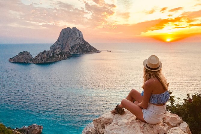PRIVATE Safari Beach Tour Ibiza - Ruine Festival Club Ibiza: urban photos and a quick legend stop