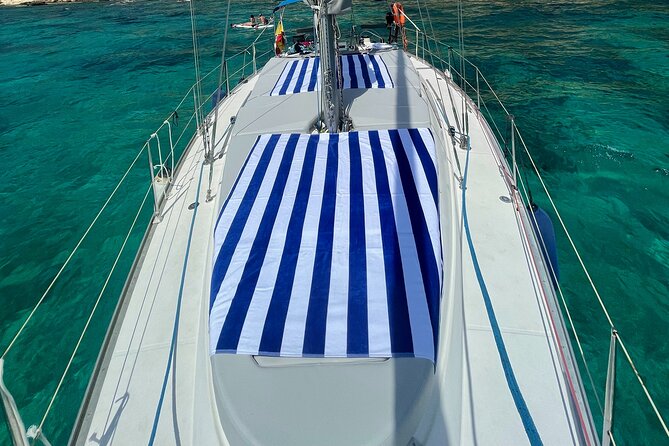 Private sailing with Paella and Tapas in Palma - Skippers and service style: why the captain matters more than you think