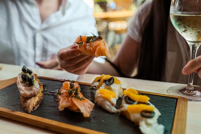 Private San Sebastian Pintxos Tour with Local Guide - Why a private pintxos crawl beats winging it