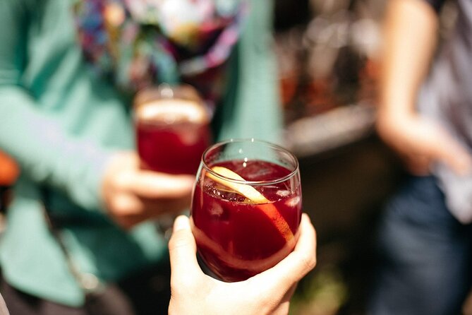 Private Seville Tapas & History Tour - Private, Local, and Easy to Follow: The 3-Hour Structure