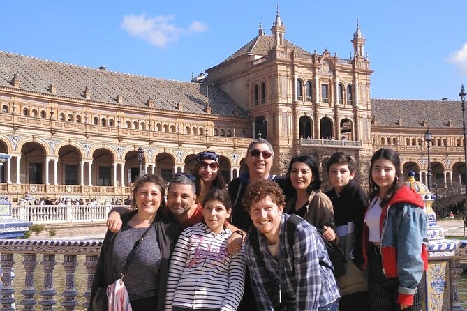Private Tour Jewish Quarter, center and Plaza de España - Parque de María Luisa and Plaza de España: The Grand Finish