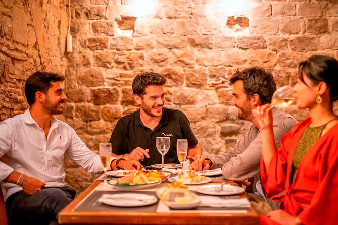 Private Tour: Tapas, Wine & Flamenco Show in Barcelona’s Old Town - Meet near Palau de la Música and plan for Old Town walking
