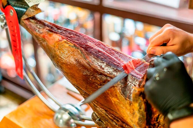 Private Tour: Tapas, Wine & Flamenco Show in Barcelona’s Old Town - Flamenco in a medieval palace: seats, show length, and what to watch