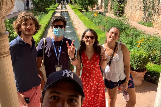 Private Tour With A Different Perspective of Alhambra - Stop 4: Nasrid Palaces, where the royal story comes into focus