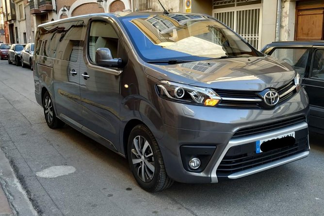 Private Transfer Madrid Barajas Airport to Madrid in Vans up to 7 Passengers - Key things to know before you go