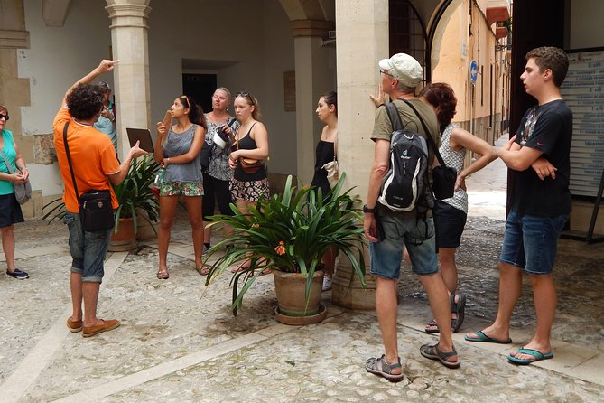Private walking tour in Palma de Mallorca with local guides. - Inside the Cathedral del mar: chapels, light games, and big names