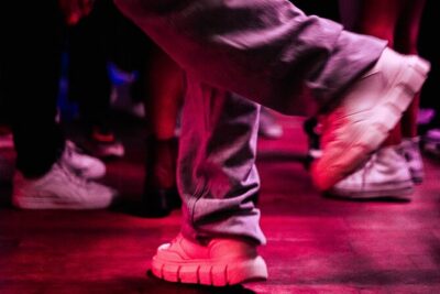 Pub Crawl Valencia | The Biggest | Club Entry Included - How the bar stops play out: shots, crowd energy, and time on the street