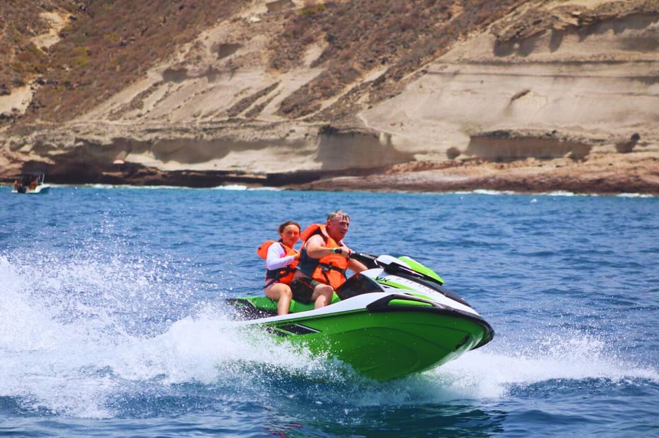Puerto Colón: Yamaha Jet Ski Tour Along Tenerife's Coast - Guides and photo service: the difference between chaos and confidence
