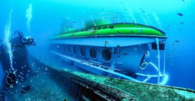 Puerto de la Cruz: Submarine Trip and Beach Stop in Tenerife - The Sub Fun Cinco at sea: 30 meters down and on the seabed