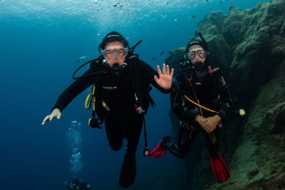 Puerto del Carmen: Try Scuba Diving for Beginners - Playa Chica Meets the First-Time Scuba Reality Check