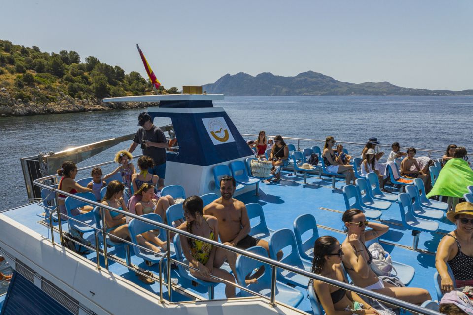 Puerto Pollença: Ferry to Formentor Beach - Meeting Point and Getting Onboard Fast (Without the Headache)