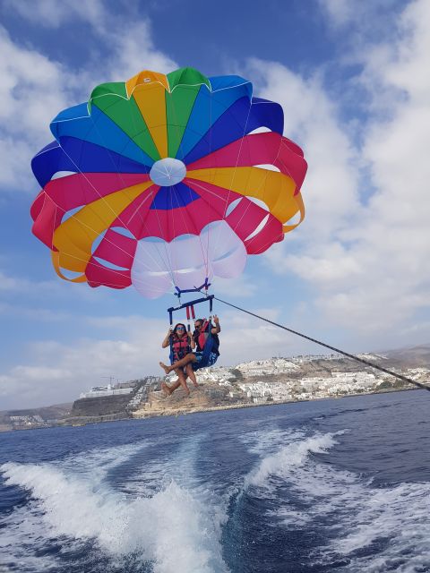 Puerto Rico de Gran Canaria : Parasailing - Launching over clear water: what the first seconds feel like