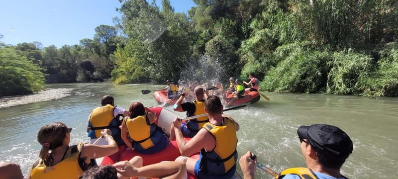 Rafting en Cañón de Almadenes y Cueva Abrigos Rupestres - Guides, monitors, and language: how you’ll get the most out of it