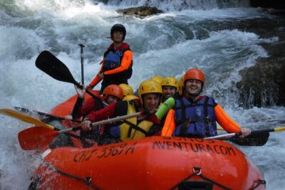 Rafting white water in Montanejos 1h Valencia - What you’ll do on the river: rapids, canyon crossings, and thermal-town scenery