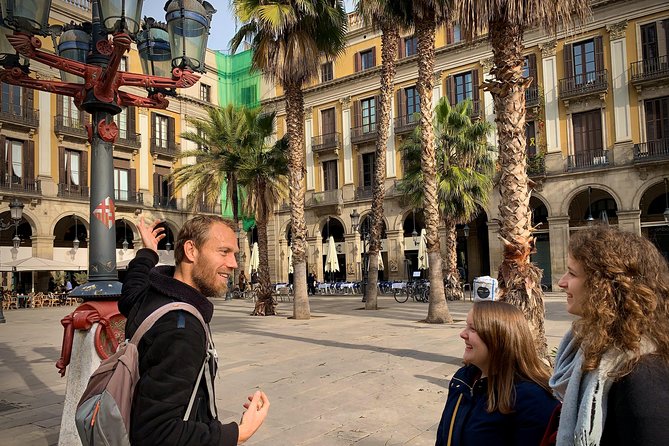 Ramblas, Old Town, Gothic and Gaudi Architecture Walking Tour - The practical value: price, walking time, and what extra you might pay