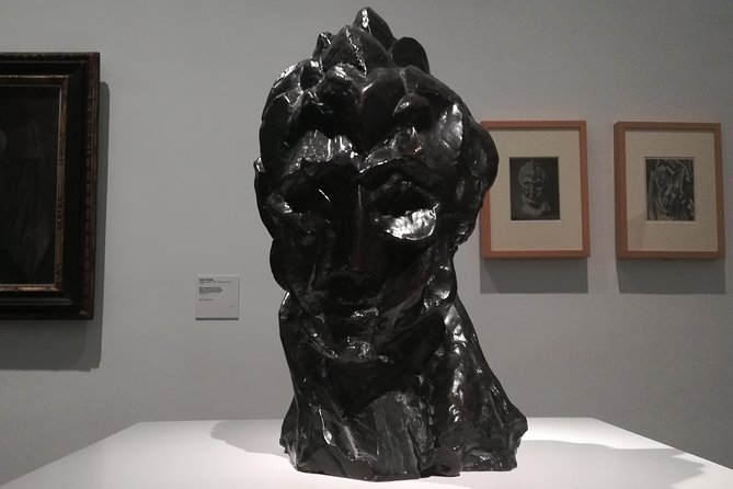 Reina Sofia Museum Small Group Tour -6 people maximum- - The tour’s focus: a 20th-century art map to Guernica