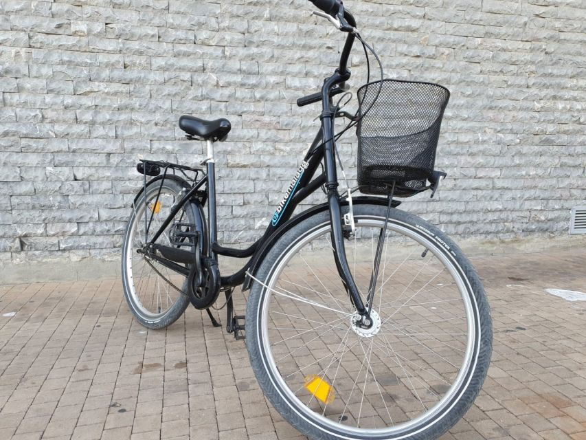 Rent a bike in Malaga - Pick-Up at Ebike Málaga on Calle casas de campos: Where Your Day Starts