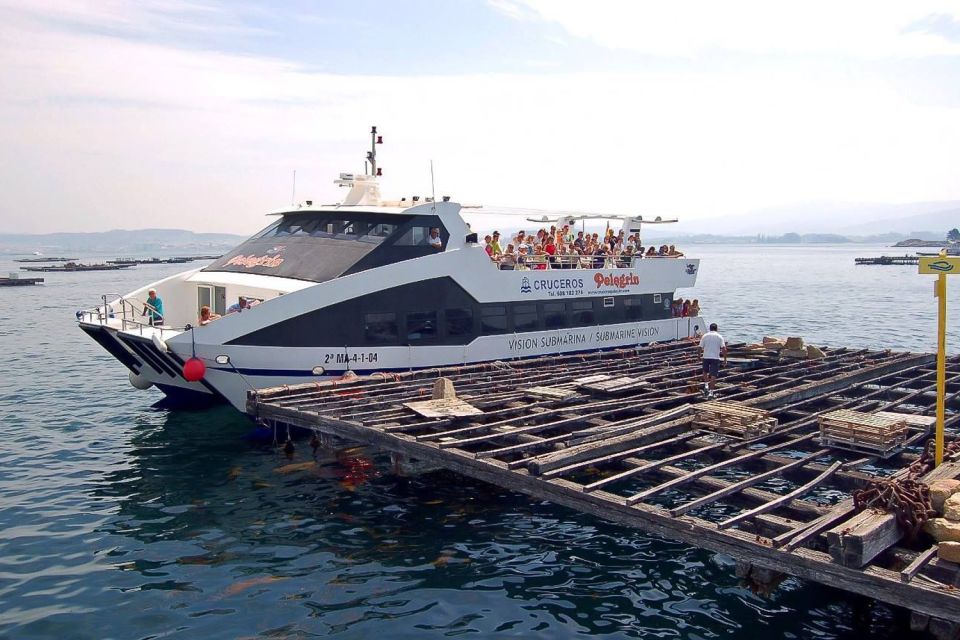 Rías Baixas: Guided Day Tour from Santiago with Boat Ride - Cambados: square time, bridge views, and a local architectural feel