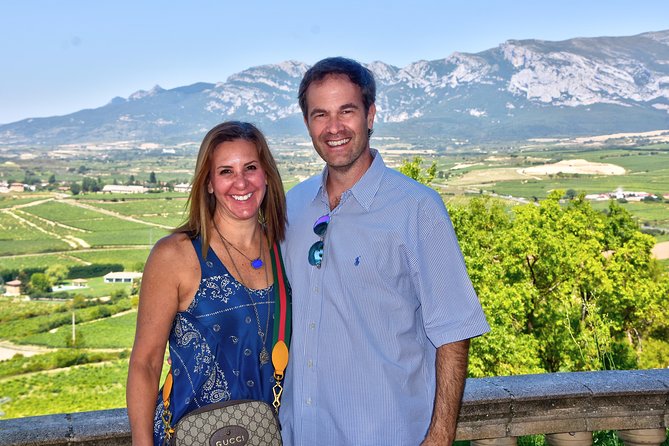 Rioja Like A Native Wine Tour - Small group size: more attention, fewer awkward silences