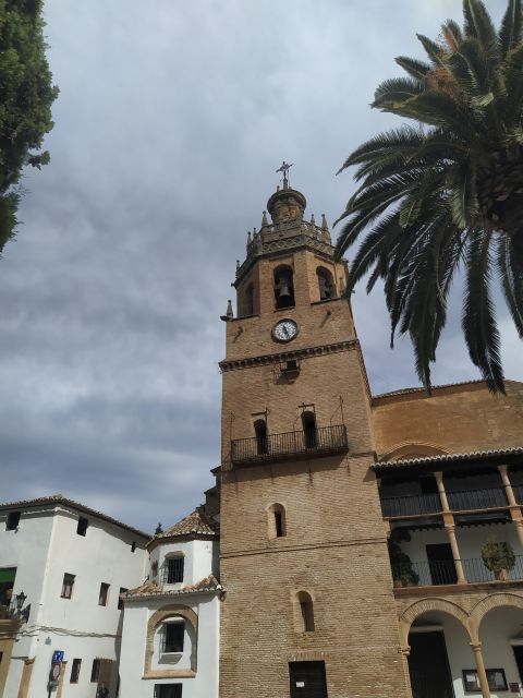 Ronda: 2-Hour Private Walking Tour - Puente Nuevo: gorge views and the hanging houses balconies