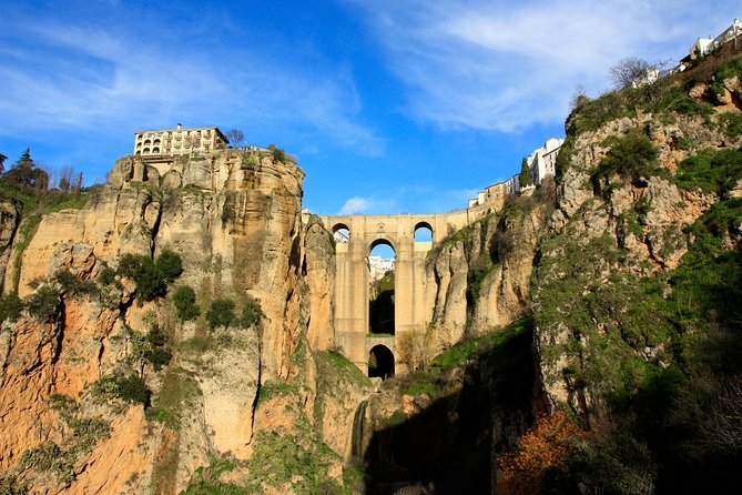 Ronda Village Guided Tour from Costa del Sol - Price and Logistics: why the bus time matters