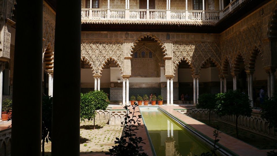 Royal Alcázar of Seville Skip-the-Line Guided Tour - Key highlights worth prioritizing