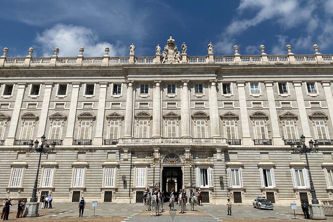 Royal Palace Madrid Small Group Tour with Skip the Line Ticket - The main highlights you’ll see: Columns Hall, Sabatini’s staircase, the Throne Room