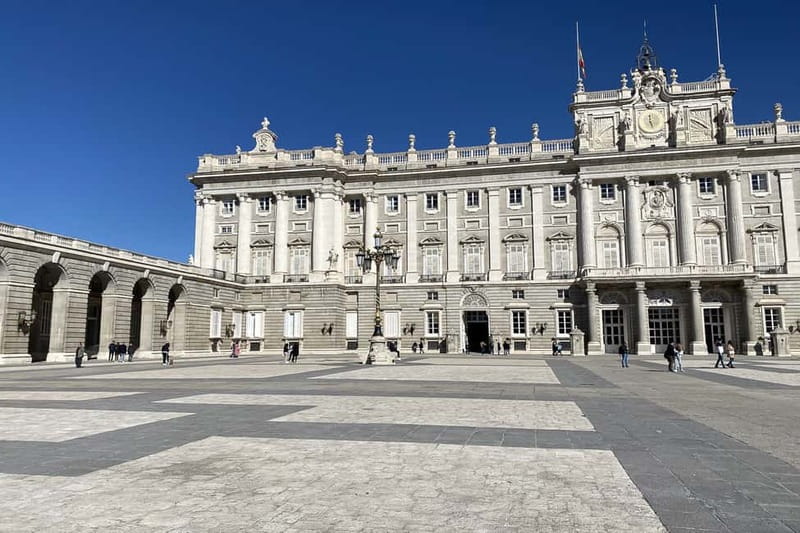 Royal Palace of Madrid Guided Tour Small Group or Private - Inside the Palace: Chapel, Throne Room, Gasparini Room, Crown and Scepter