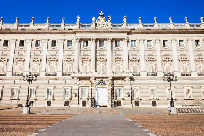 Royal Palace of Madrid Small Group Skip the Line Ticket - Listening matters: radio guide + headphones in a small group