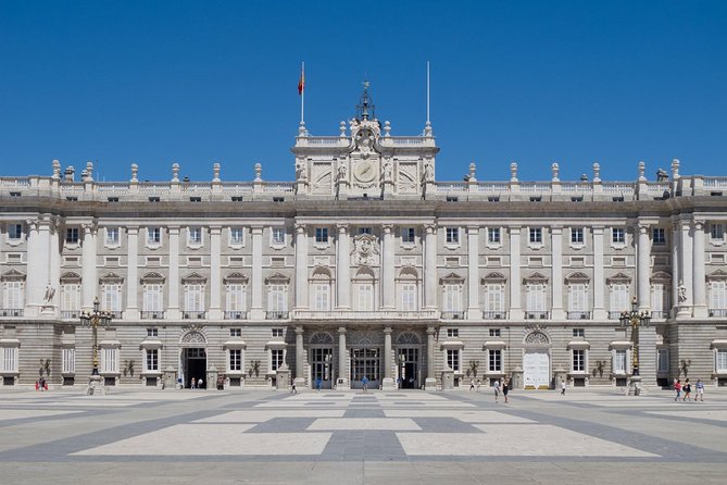 Royal Palace & Prado Museum Skip the Line Guided Tour - Royal Palace skip-the-line: where to spend your attention