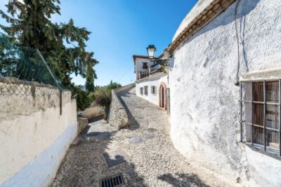 Sacromonte Caves Museum Admission Ticket - Caves as homes: kitchens, stables, and daily work you can visualize