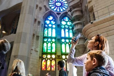 Sagrada Familia & Gaudi Tour Private or Small Group with Tickets - Price and value: why this one costs what it costs