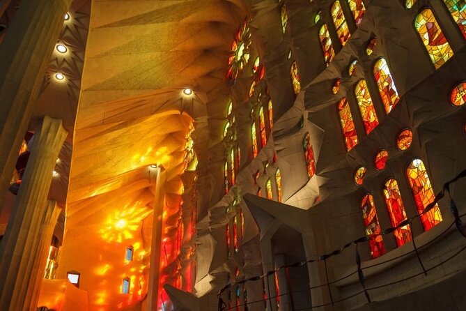 Sagrada Familia : Guided tour inside Skip the line! - Where the tour starts: the meeting point near L’Eixample