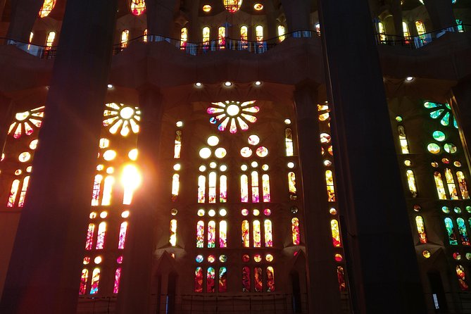 Sagrada Familia Guided Tour with Towers Access - Tower Access: Elevator Up, Stairs Down, and Panoramic Barcelona