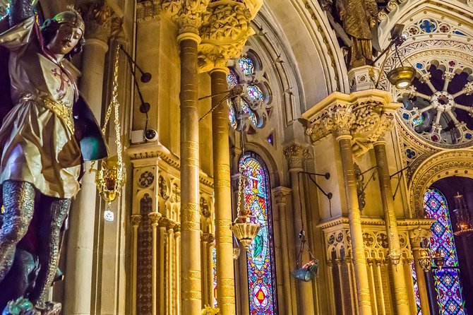 Sagrada Familia & Montserrat Private Tour with Hotel pick-up - Price and value: is $366.58 per person worth it?