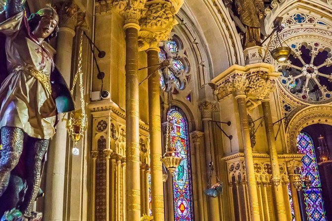 Sagrada Familia & Montserrat Small Group Tour with Hotel pick-up - Sagrada Familia: The One Extra Ticket You Must Budget For