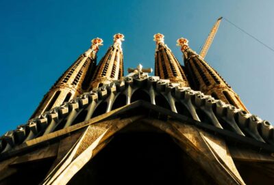 Sagrada Família & More: Barcelona Tour + Candy Tasting - La Sagrada Família neighborhood: 40 minutes of outside highlights