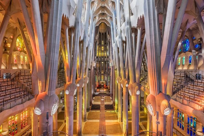 Sagrada Familia Private Guided Tour with Skip the Line Tickets - Price and Value: When $284.20 per Person Works