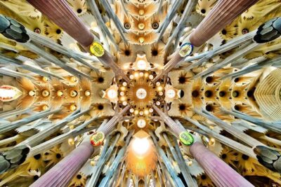 Sagrada Familia: Small Group Tour, hotel pick-up with Fast-Track - Hotel pickup in Barcelona: where it helps and where it can be tricky