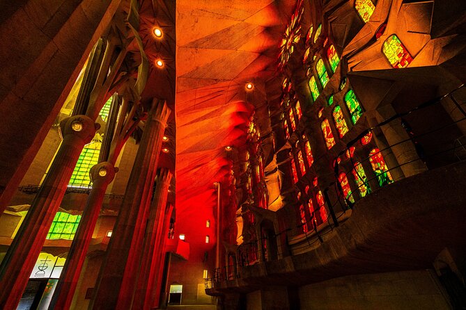 Sagrada Familia VIP Tour Skip the Line with Small Group - Guides matter: what you’re paying for beyond tickets
