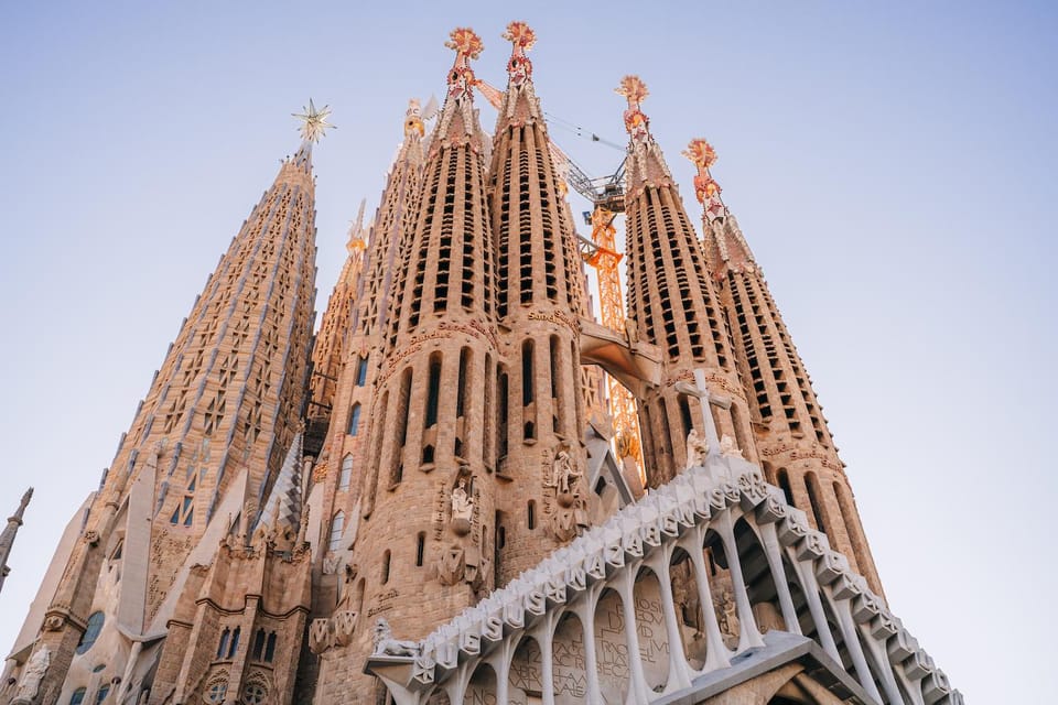 Sagrada Familia with Official Guide & Fast-Track Entry - Who this tour suits best
