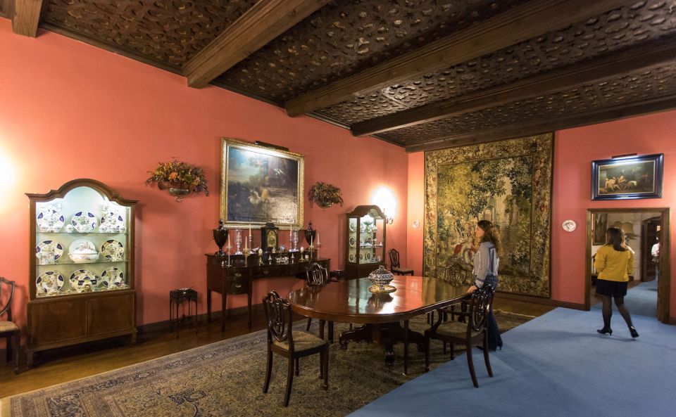 Salamanca: Monterrey Palace Audio-Guided Tour - Who this tour fits best