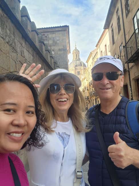 Salamanca: Private Walking Tour with a Local - How the no-fixed-route setup changes your day