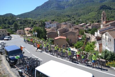 Salou: Easy Bike Tour with Wine Tasting - The bike ride: 13 km downhill with minimal effort