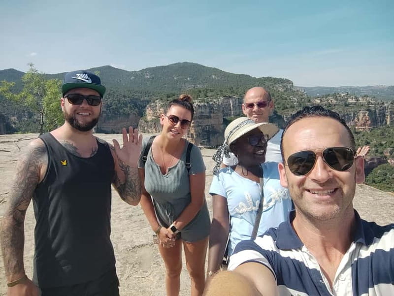 Salou: Siurana Medieval Village Guided Tour w/ Hotel Pickup - Key points worth clocking before you go