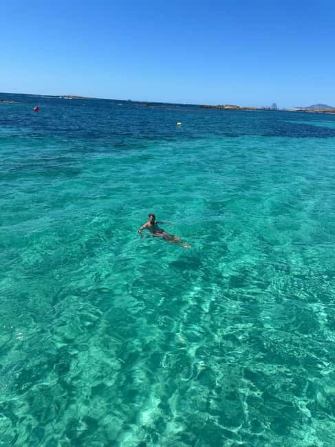 San Antonio: Es Vedrà, Formentera Tour with Food & Drinks - Crew personalities make a real difference on this kind of trip